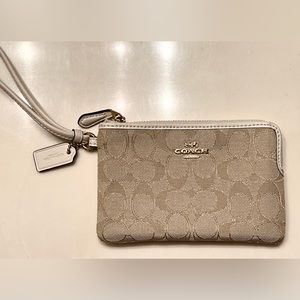 Coach wristlet wallet